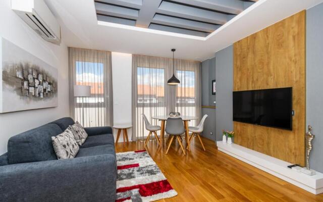 Windrose Design Apartments