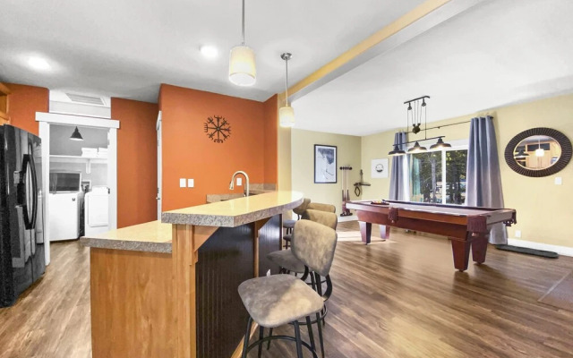 Skadi's Place 3 Bedroom Home by Redawning