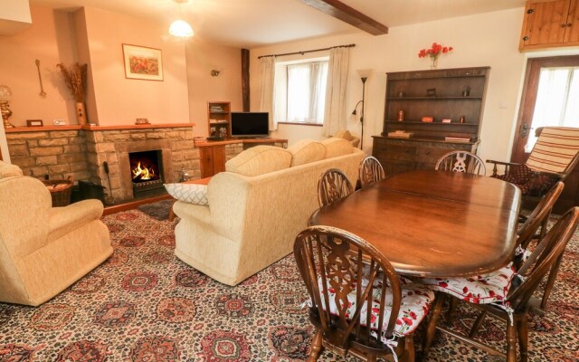 Poppy Cottage