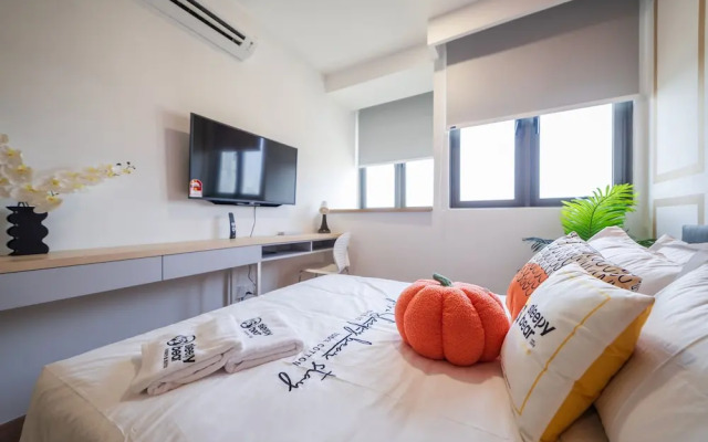 Riveria City KL Sentral by Sleepy Bear