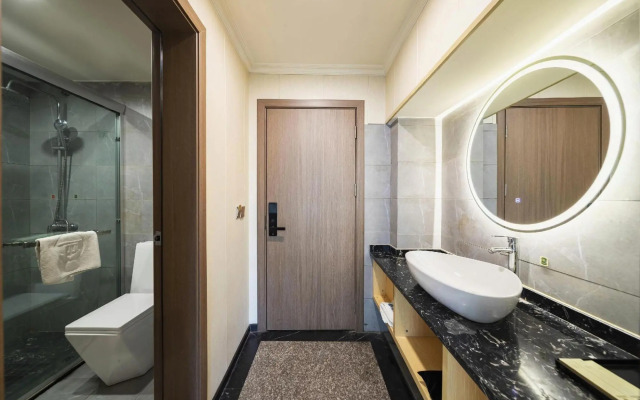 Xinyuan Hotel (Xiushan Bus Terminal)