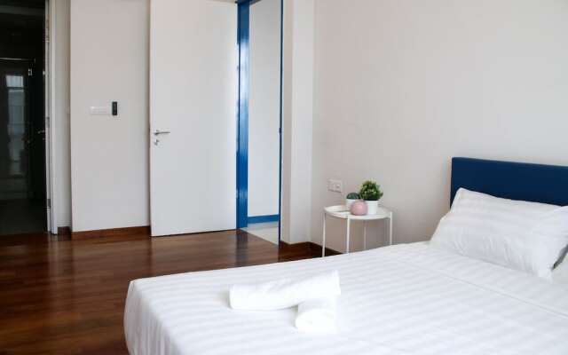 Victoria Home Azure Residence