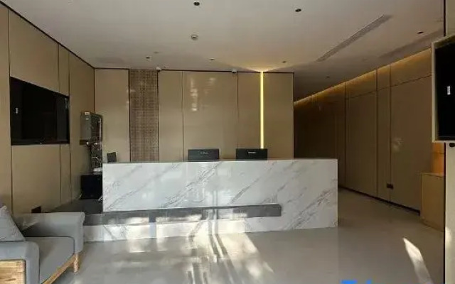 Scenic Hotel