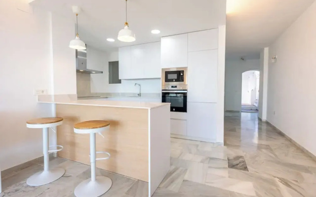 Charming Apartment With sea Views in Benalmadena