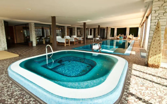 Royal Spa & Hotel Resort