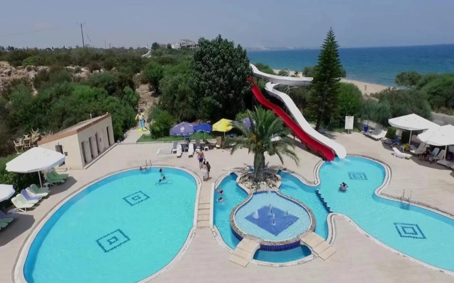 Exotic Hotel