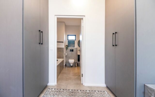 Hyde Park House Apartments