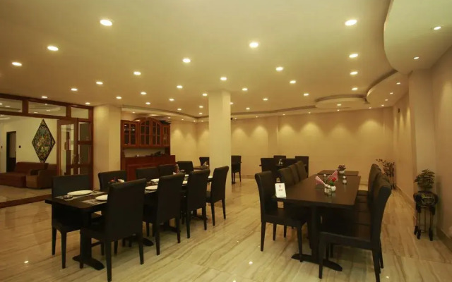 OYO 11570 Central Shangrila Resort & Spa