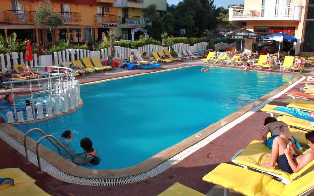 Mutlu Apart Hotel