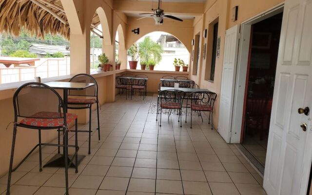 Rolson Hotel