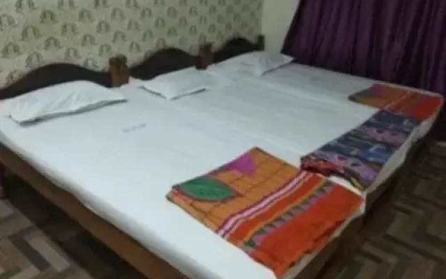 Hotel Karnataka Deluxe