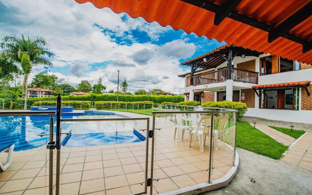 Sol y Luna Country House in Quindo