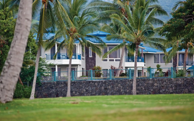 Holua Resort