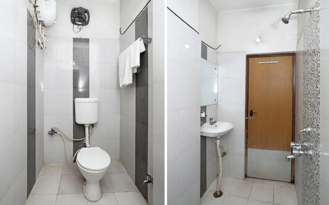 OYO Premium Station Road Ranchi