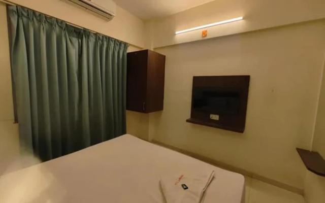Fabhotel Ar Residency I