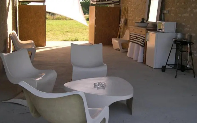 Khatoun Yourte & Roulotte