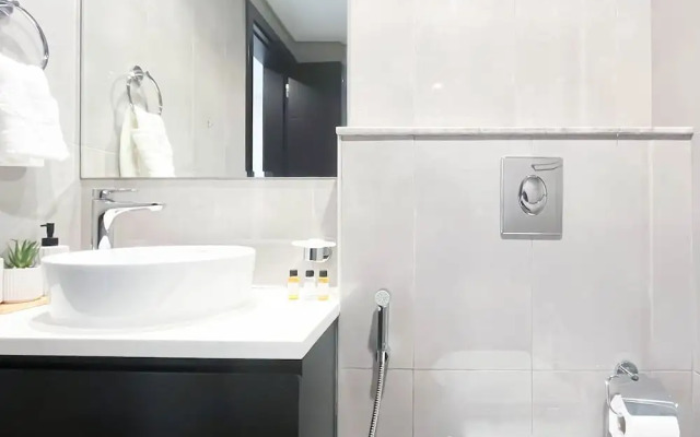 Luxury 2BR in Merano Tower Stunning City Views