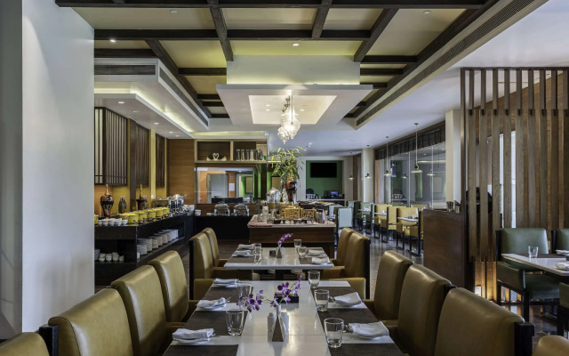 Radisson Blu Plaza Resort & Convention Centre Karjat