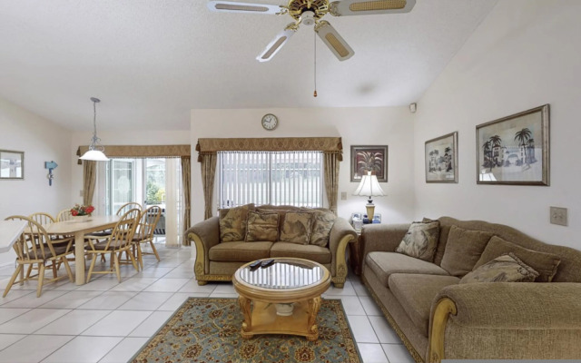 Amazing Vacation Pool Home, Kissimmee