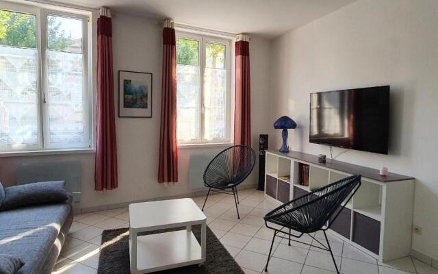 Appartement Bar-le-Duc, 2 pièces, 4 personnes - FR-1-585-77