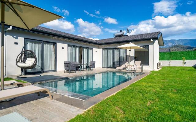 2 Bedroom Private Villa with swimming pool