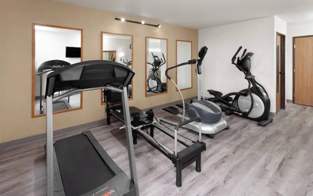 Baymont Inn and Suites Green Bay