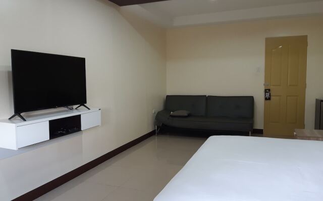 Plumeria Hotel Batangas