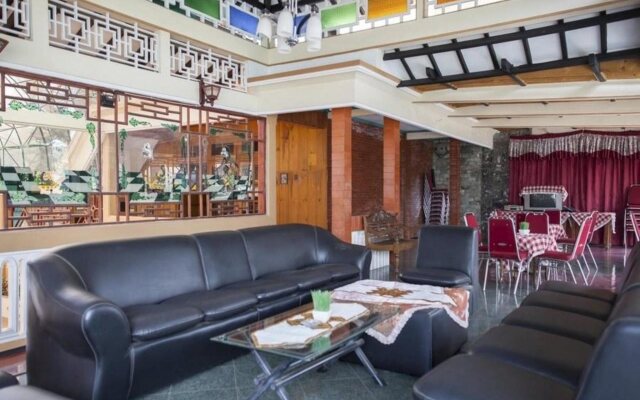 RedDoorz Plus near Jawa Timur Park 1