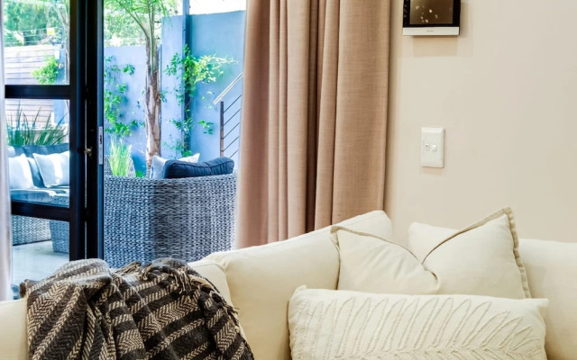 Elegant Charm Retreat Central Treasure