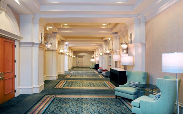 Hilton Naples