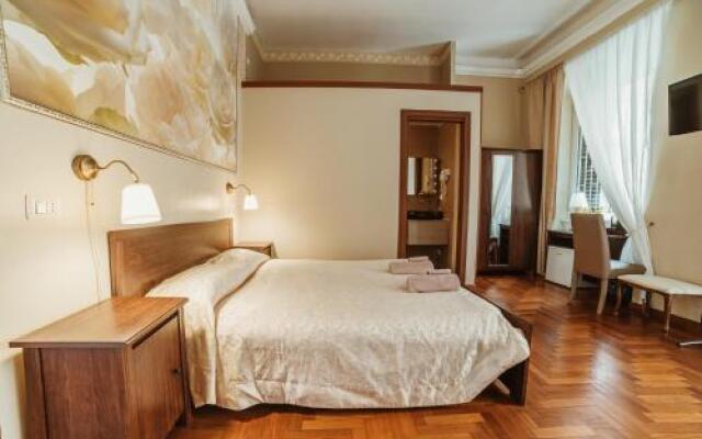 Ronda St. Angelo Suites