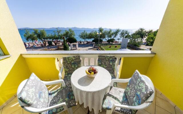 Apartments Petin - 5m from the sea