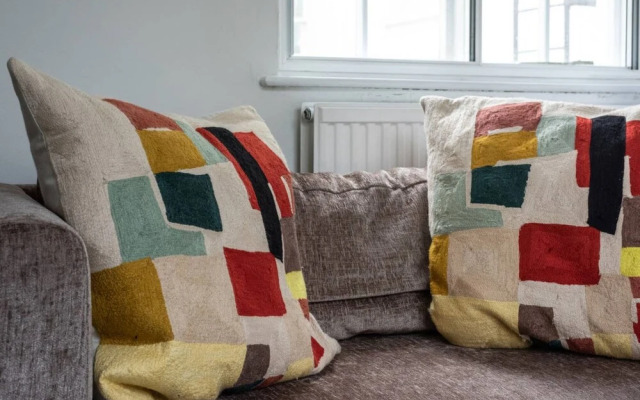 Modern 1 Bed Apartment Minutes From Brighton Beach