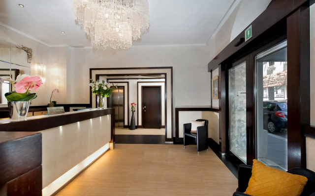 Yes Hotel