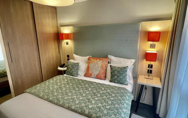 Residhome Paris-Guyancourt