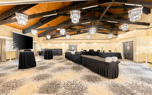 Best Western Plus Nor' Wester Hotel & Conference Centre