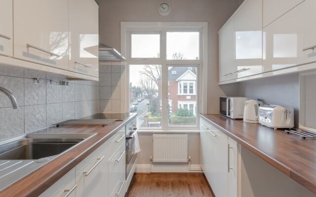 Large Family Apartment in Peaceful Area