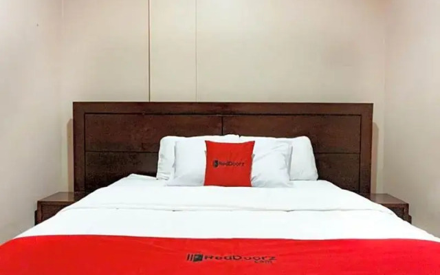 Hotel Samumambo by RedDoorz