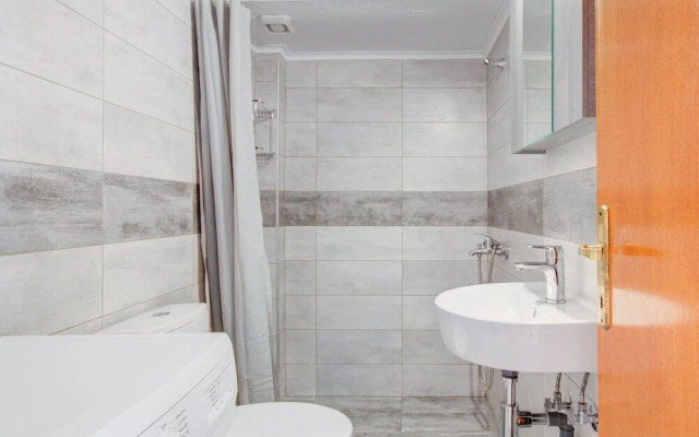 Harmony Apartment 3 by Rentalspro