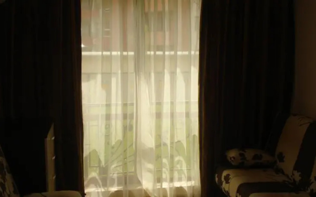 Studio in Villa Astoria