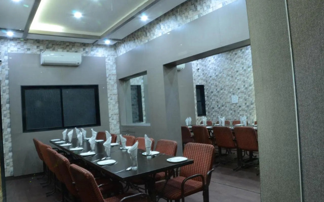 Hotel Rajat Executive