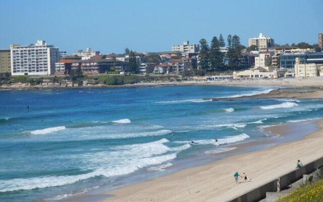 Cronulla Beach House B&B