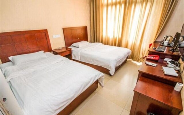 Yibin Meilun Business Hotel