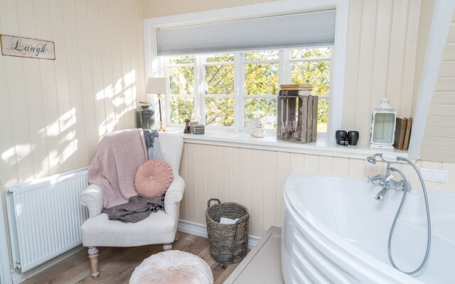 SKYR Guesthouse