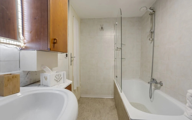 Costigliola Palace Netflix&Parking Flat