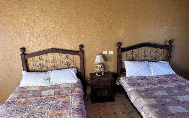 Hotel Puesta del Sol