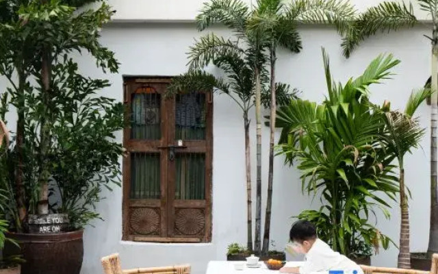 Tree-Vow Homestay