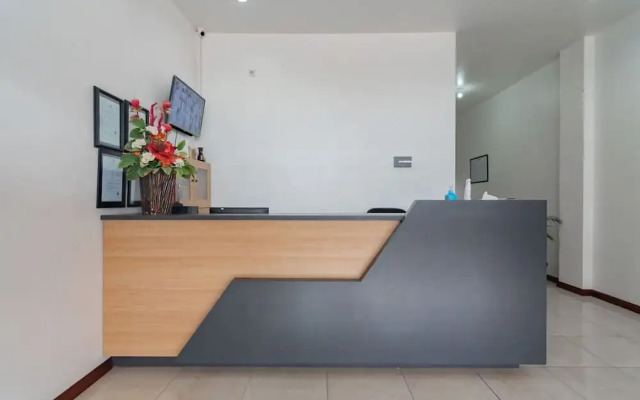 RedDoorz near Mall Ramayana Rapak Balikpapan