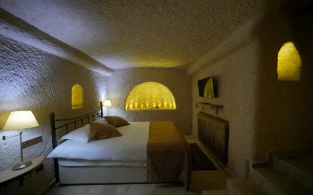 Takaev Cave Hotel