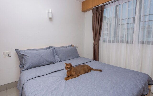 Homies Ratchada Hotel